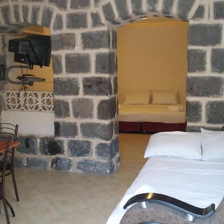 Hotel Ahva 17 Tiberias Exterior foto