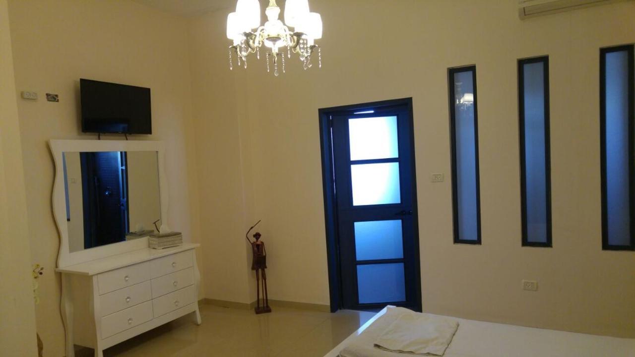 Hotel Ahva 17 Tiberias Exterior foto